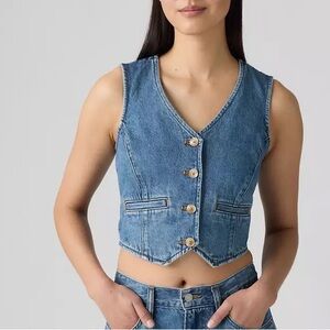 LEVIS
AMORE DENIM VEST